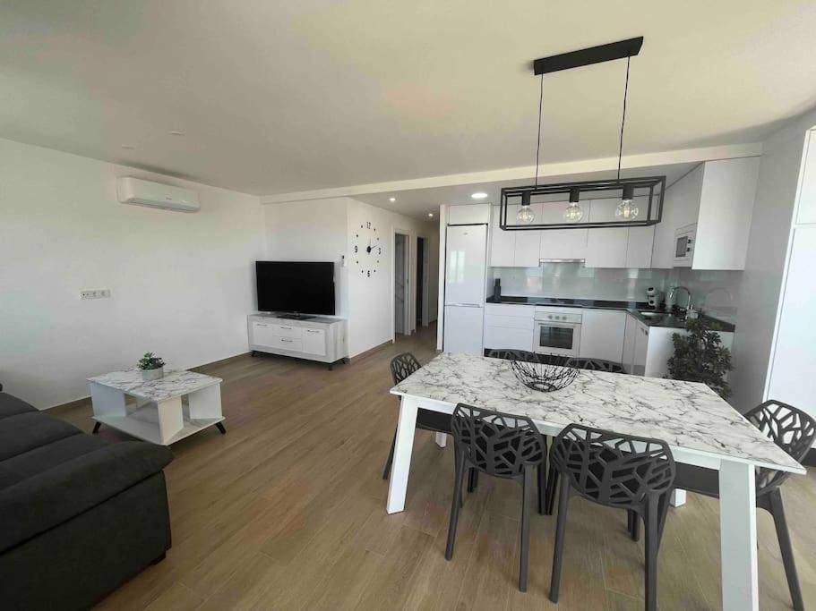 Apartamento Con Preciosas Vistas A Pie De Playa Santa Pola Bagian luar foto